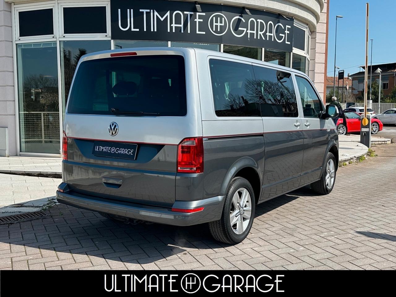 Volkswagen Caravelle T6 2.0 TDI 150cv DSG Comfortline Bicolor *9 Posti