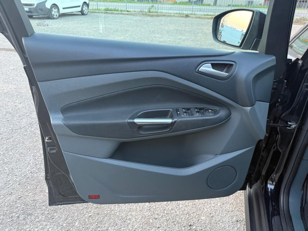 Ford C-Max 1.6 TDCi 115CV Titanium