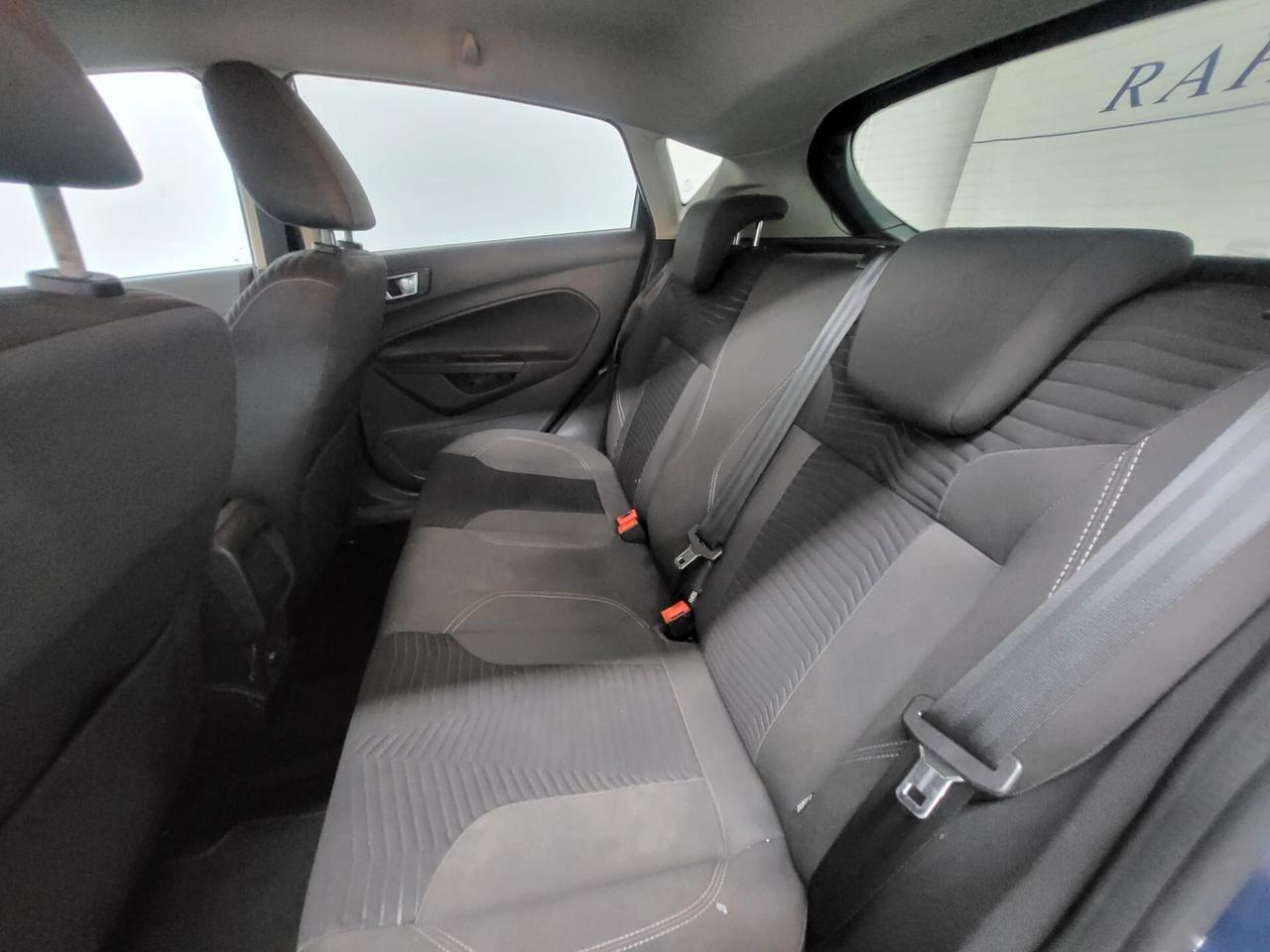 Ford Fiesta 1.5 TDCi 75CV 5 porte Titanium