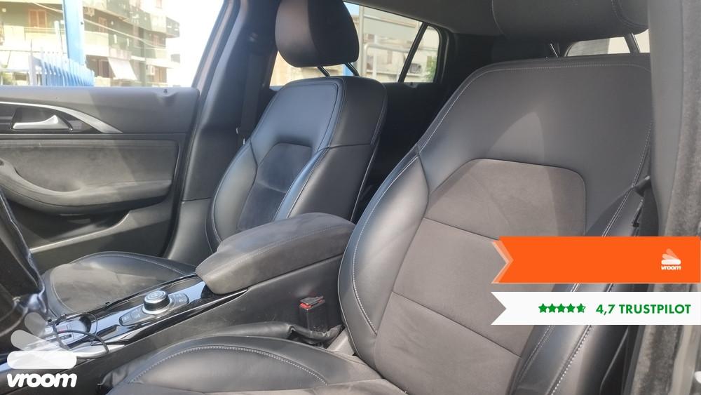 INFINITI Q30 1.5 diesel DCT Business Executive
