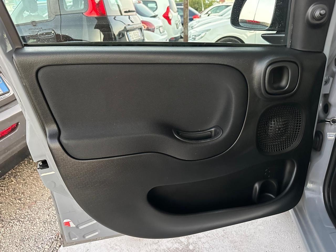 Fiat Panda 1.0 FireFly S&S Hybrid NEOPATENTATI