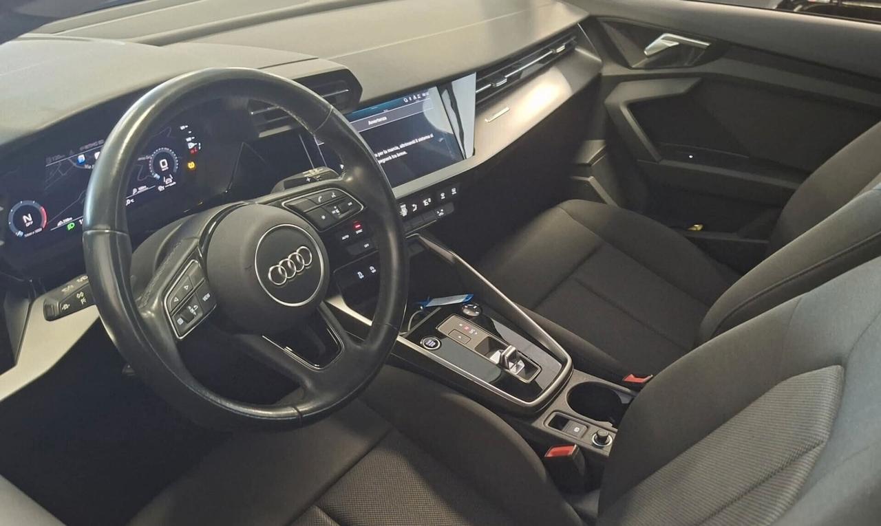 Audi A3 30 TFSI S tronic Business Advanced full optional