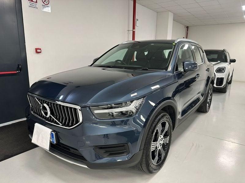 Volvo XC40 1.5 t3 Momentum 163cv auto my21