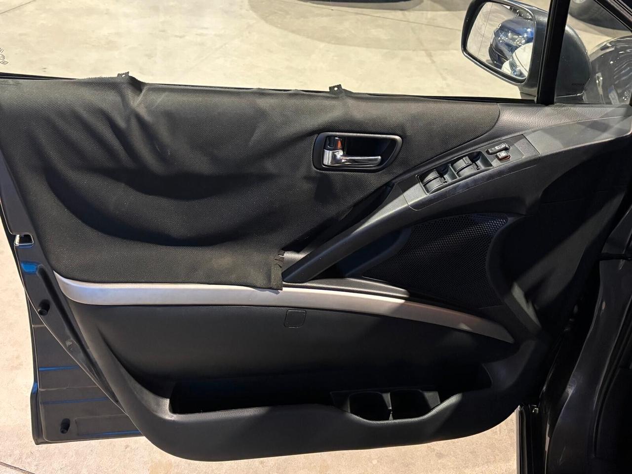 Toyota Corolla Verso 2.2 16V D-4D DPF MY'08 7pt