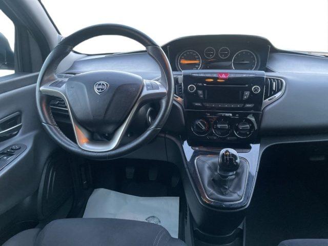 LANCIA Ypsilon 1.2 69 CV 5 porte Platinum