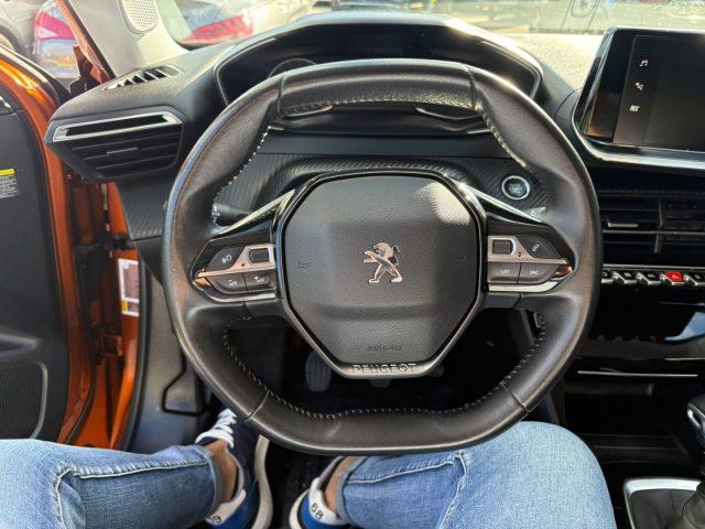 PEUGEOT 2008 BlueHDi 110 S&S Allure