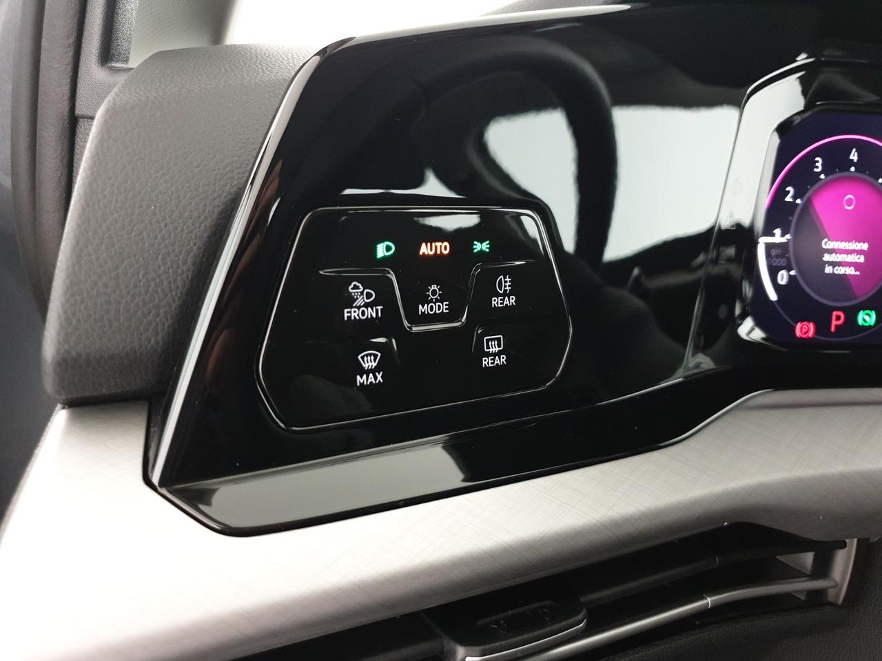 Volkswagen Golf variant 1.0 etsi evo life 110cv dsg