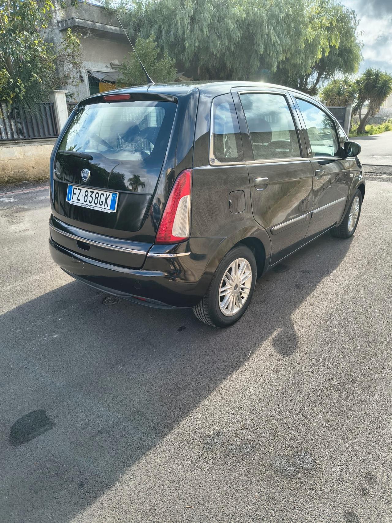 Lancia MUSA 1.4 Argento Ecochic GPL