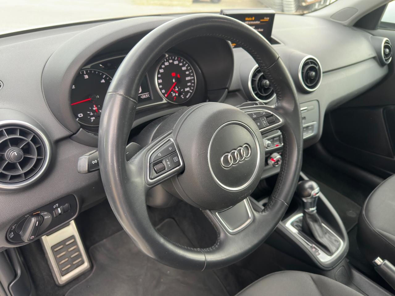 Audi A1 SPB 1.4 TDI S tronic Sline