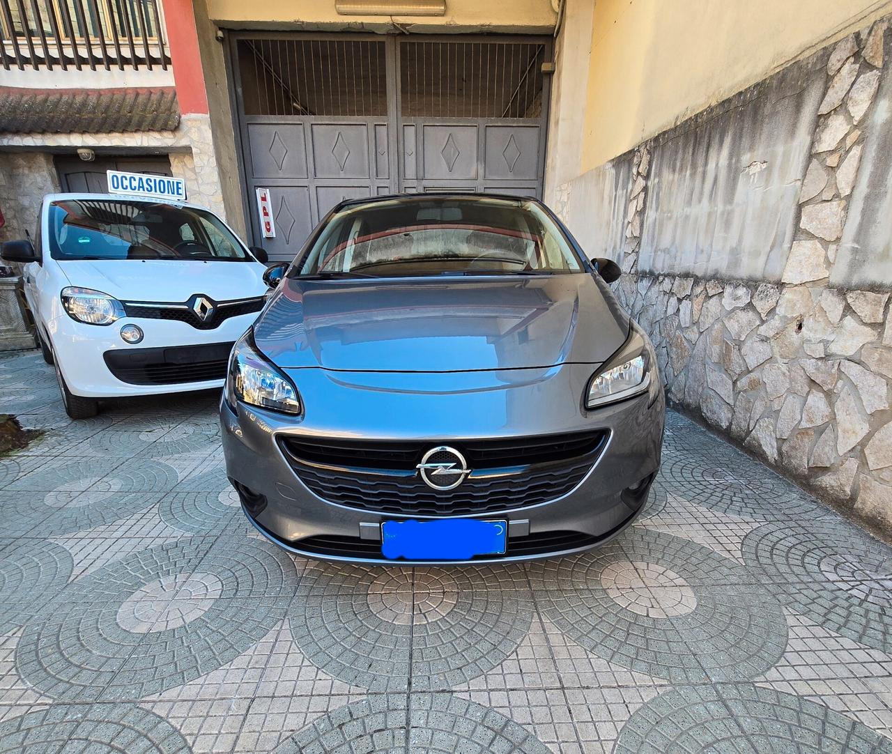 Opel Corsa 1.2 Coupé b-Color