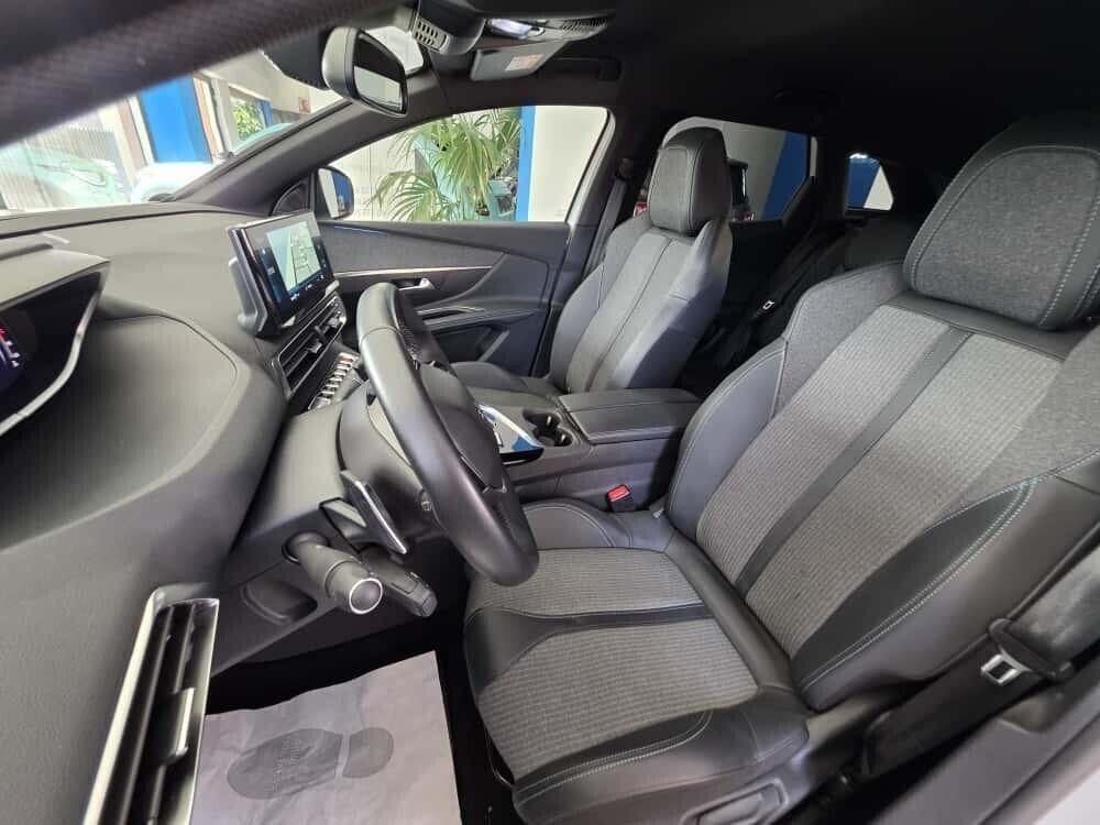 Peugeot 3008 Allure 1.5hdi 2023 EAT8 12000km PROMO