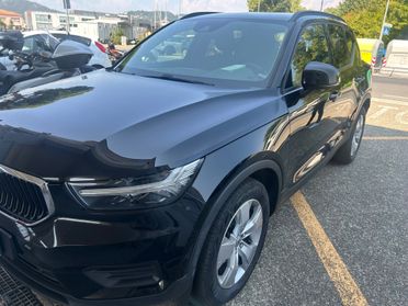 Volvo XC40 D3 Momentum