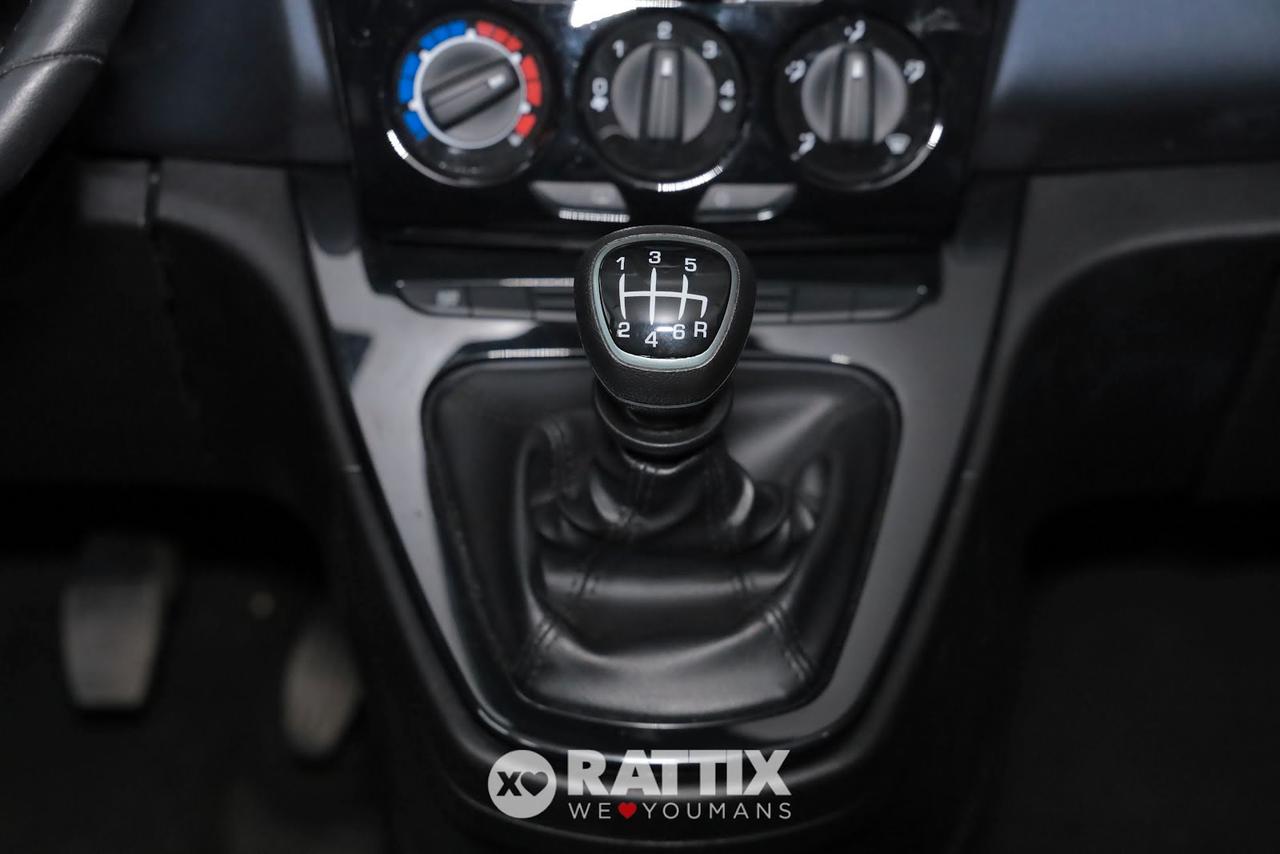 Lancia Ypsilon 1.0 Firefly Hybrid 70CV Platino