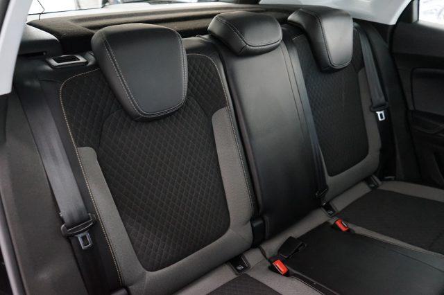OPEL Grandland X 1.5 diesel Ecotec aut. Business Elegance
