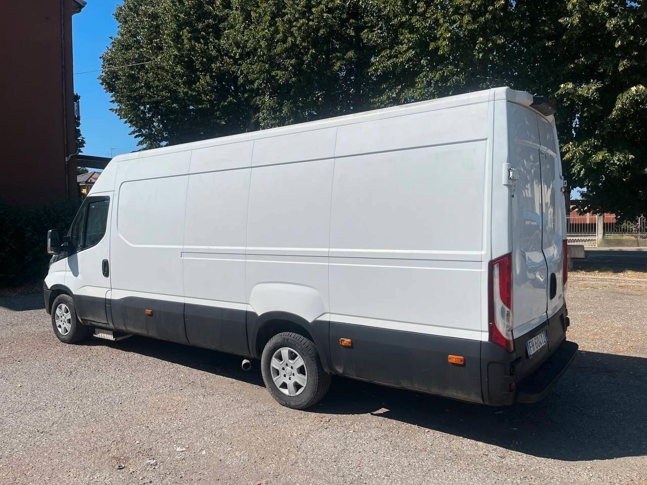 Iveco Daily IS35SC2AA FD11A1A 2.3 HPT PL-TA Furgone