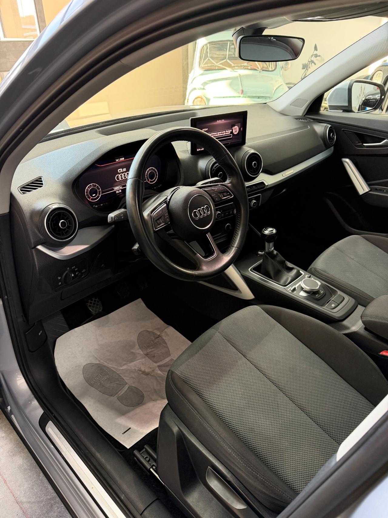 Audi Q2 30 TDI Business Design