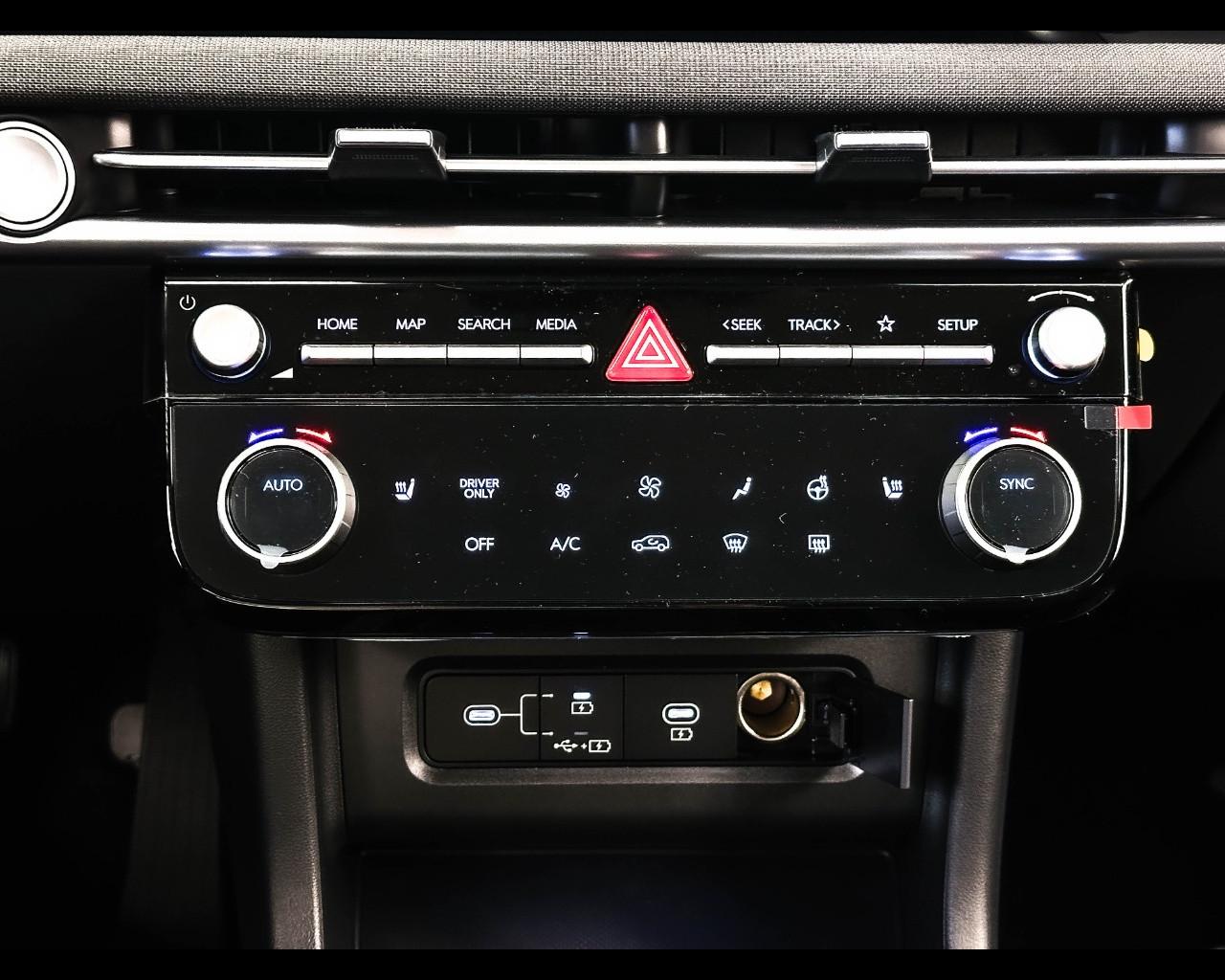 HYUNDAI TUCSON PE 1.6HEV AT 4WD EXELLENCE
