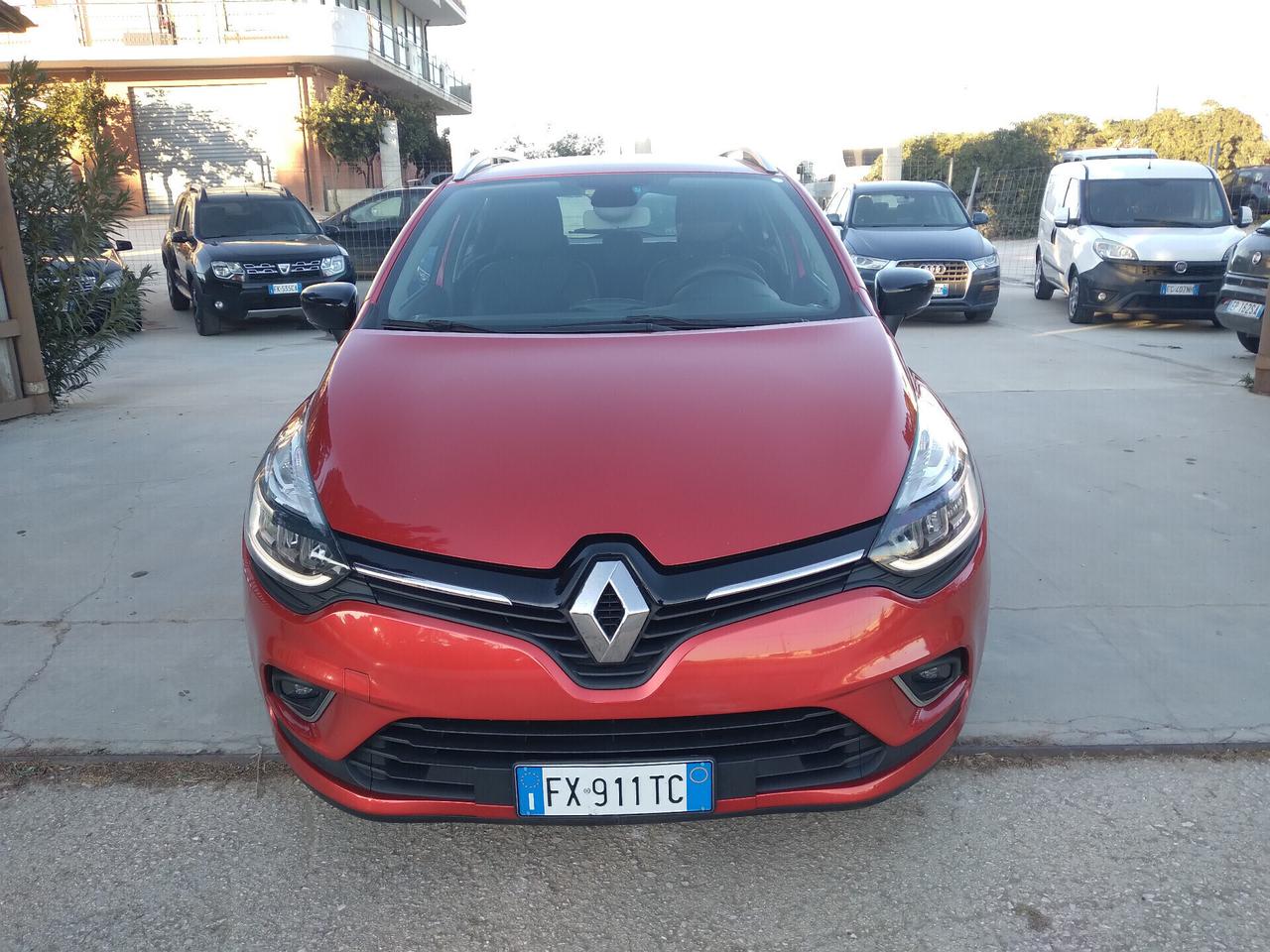 Renault Clio Sporter dCi 8V 90 CV Moschino Intens