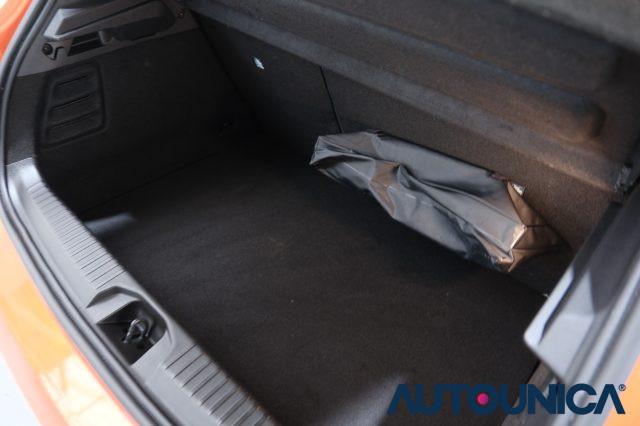 RENAULT Clio FULL HYBRID E-TECH 145 CV 5 PORTE TECHNO