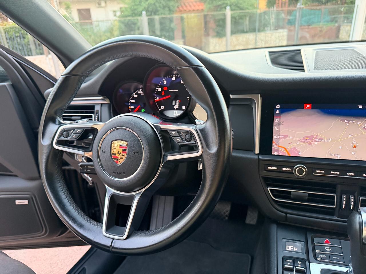 Porsche Macan 2.0 245- 2021-TETTO-FULLED-21^