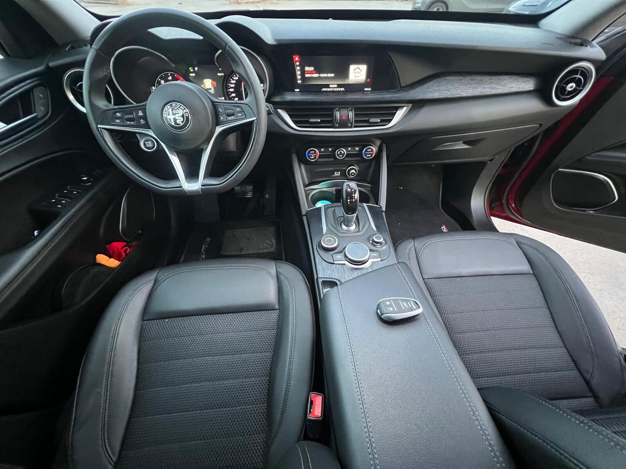 Alfa Romeo Stelvio 2.2 Turbodiesel 210 CV AT8 Q4 Super