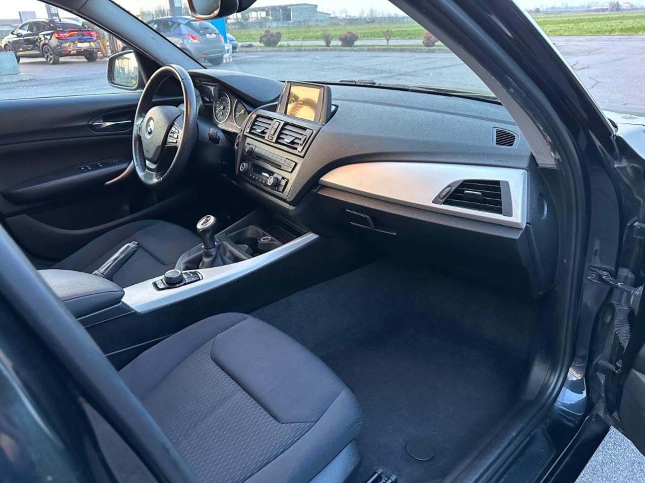 Bmw 114 114d 5p. Urban Ok neopatentati