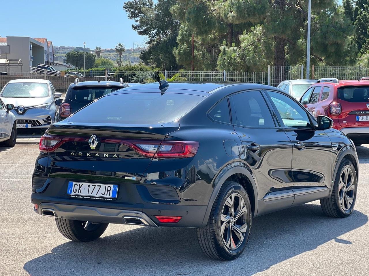 Renault Arkana Hybrid E-Tech 145 CV R.S. Line