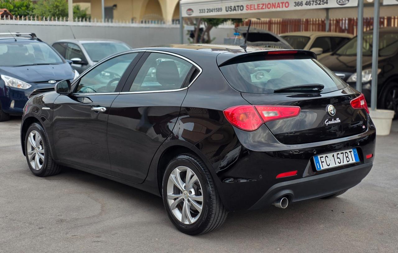 Alfa Romeo Giulietta 1.6 JTDm-2 105 CV Distinctive