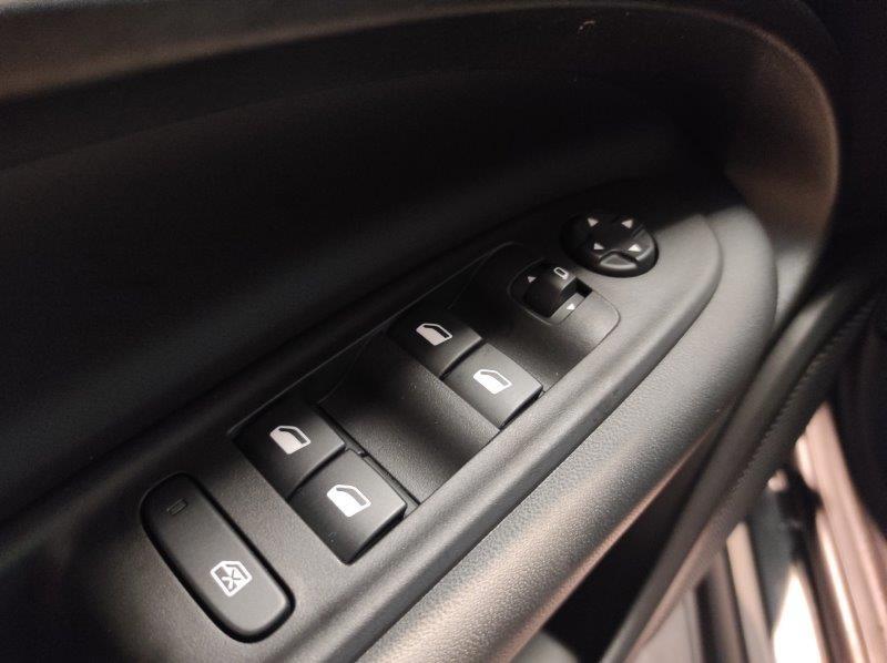 JEEP Avenger - Avenger 1.2 Turbo 110 CV MHEV Altitude