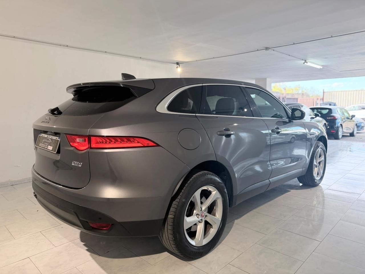 JAGUAR F-PACE PORTFOLIO 2.0AWD 180CV PRONTA CONSEGNA