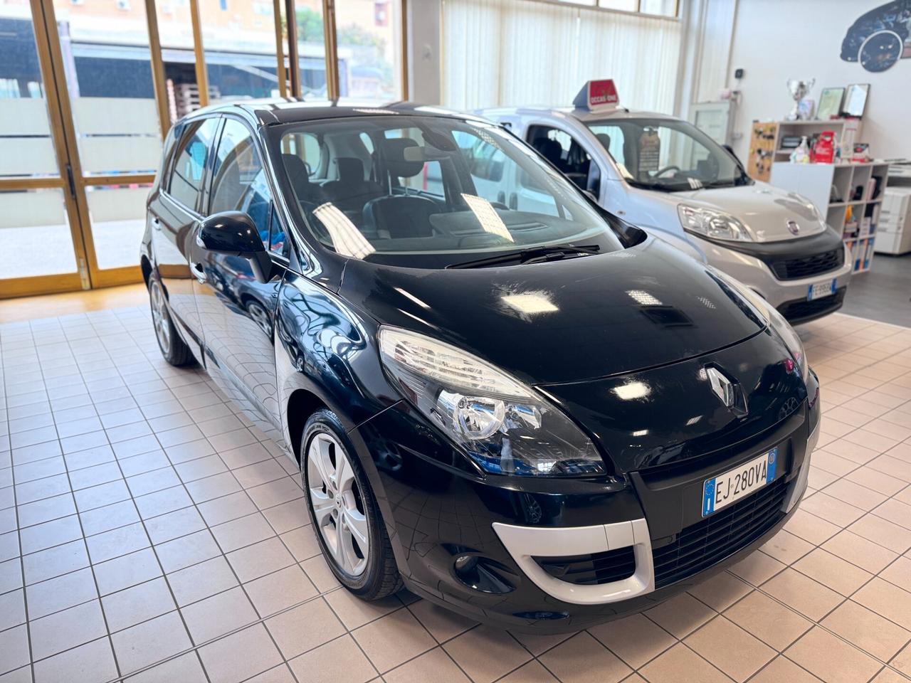 Renault Scenic Scénic X-Mod 1.6 dCi 130CV Luxe