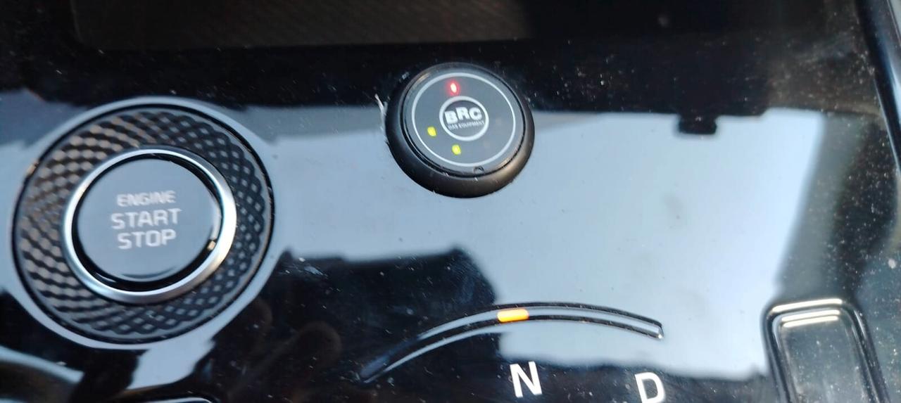 Kia Niro Tri-Fuel 1.6 GDi DCT HEV GPL Style