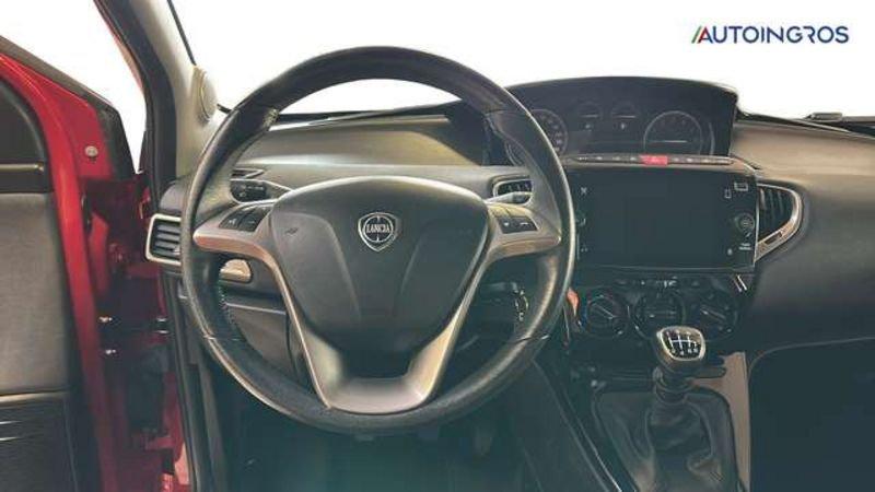 Lancia Ypsilon 1.0 firefly hybrid Gold s