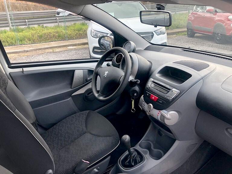 Peugeot 107 1.0 68CV 5p. Plaisir