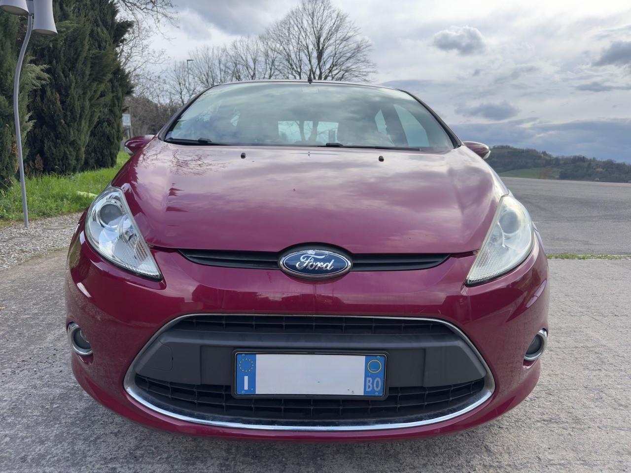 Ford Fiesta 1.4 5 porte Bz.- GPL Titanium