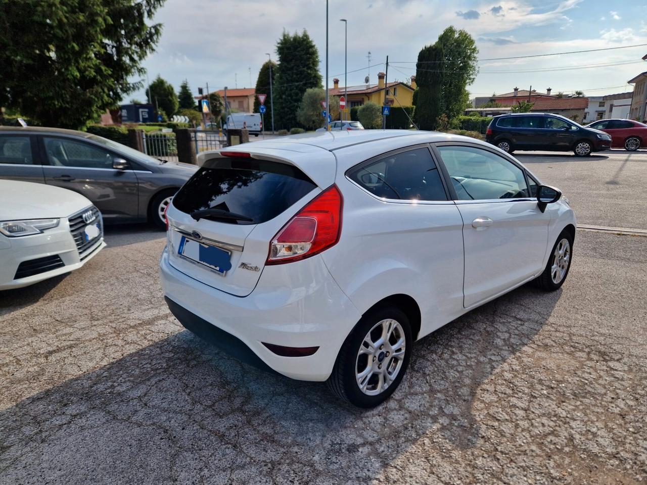Ford Fiesta 1.5 TDCi 75CV 3 porte Titanium OK NEO
