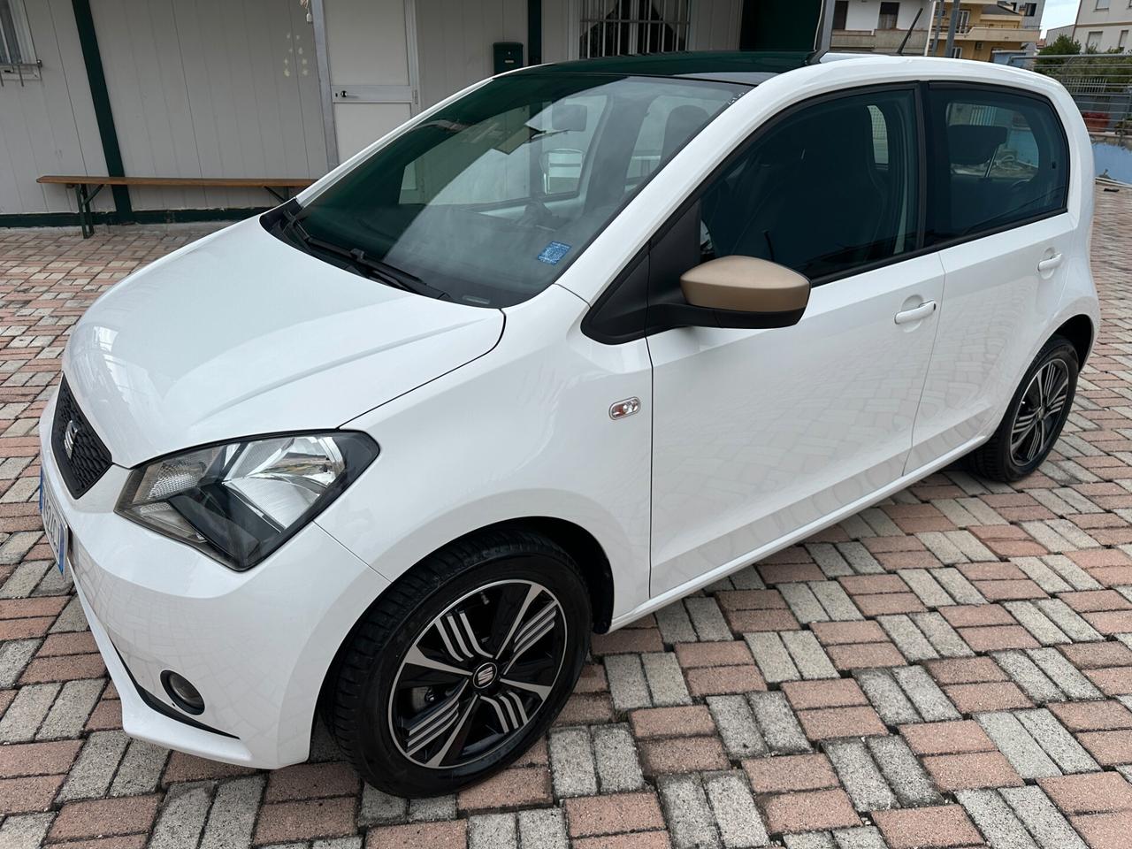 Seat Mii 1.0 68 CV 5 porte by Cosmopolitan Ecofuel
