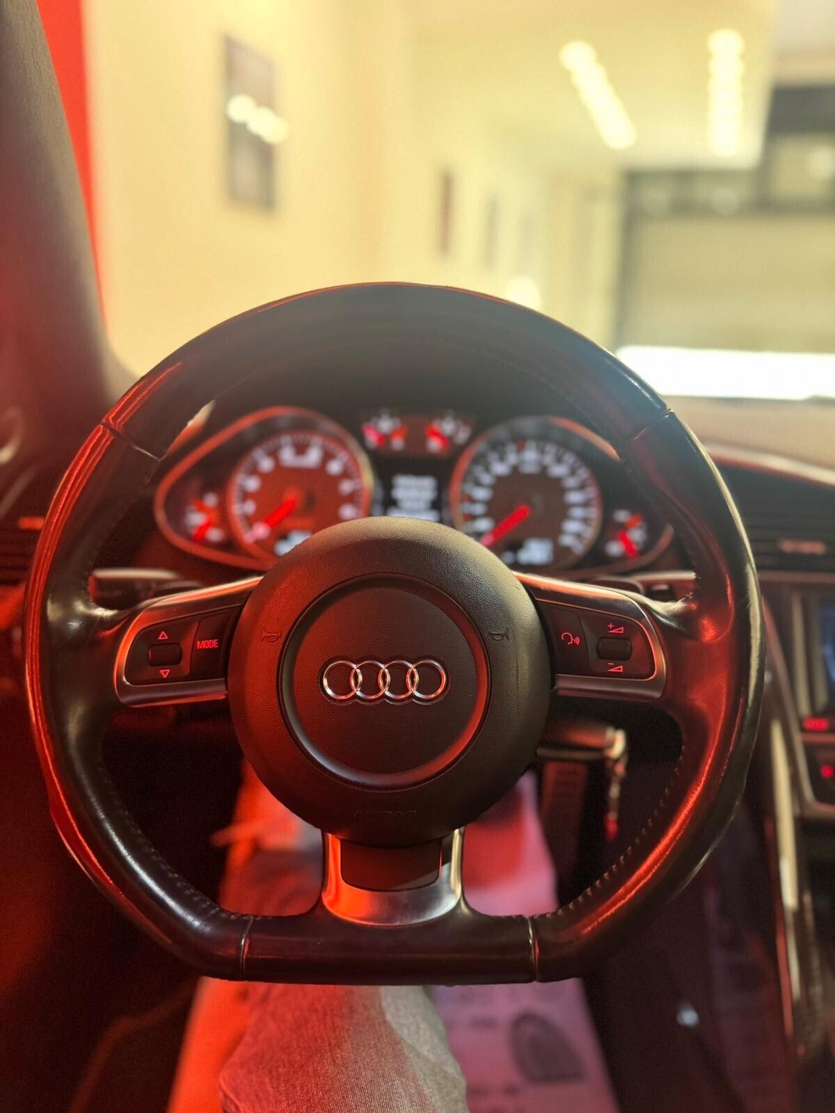 Audi R8 4.2 V8 FSI quattro R tronic