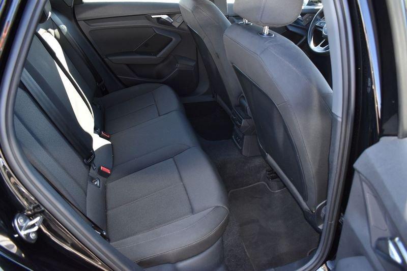 Audi A3 A3 Sedan 35 TDI S tronic Business Advanced