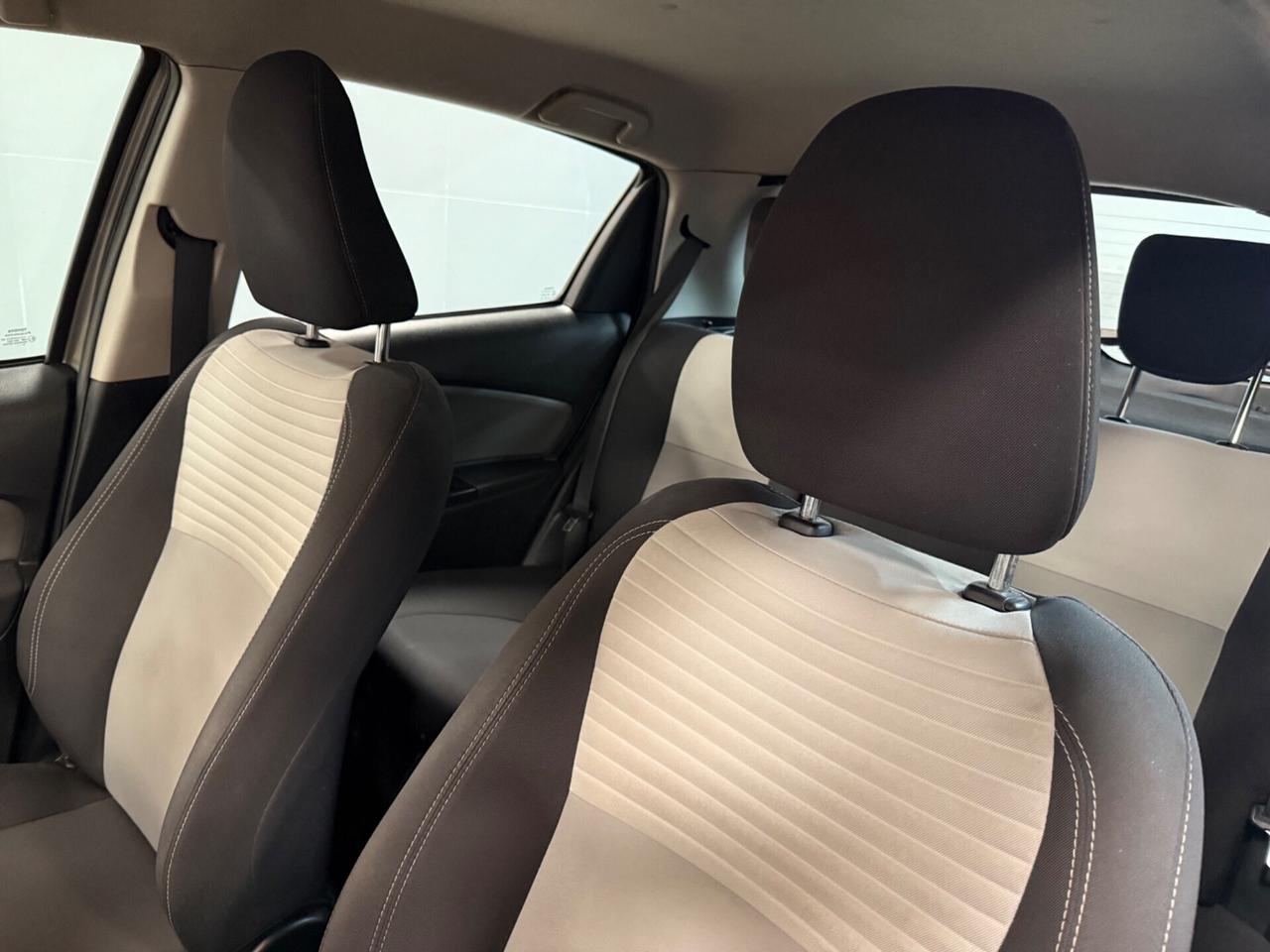 Toyota Yaris 1.5 Hybrid Grey Edition Auto 73CV