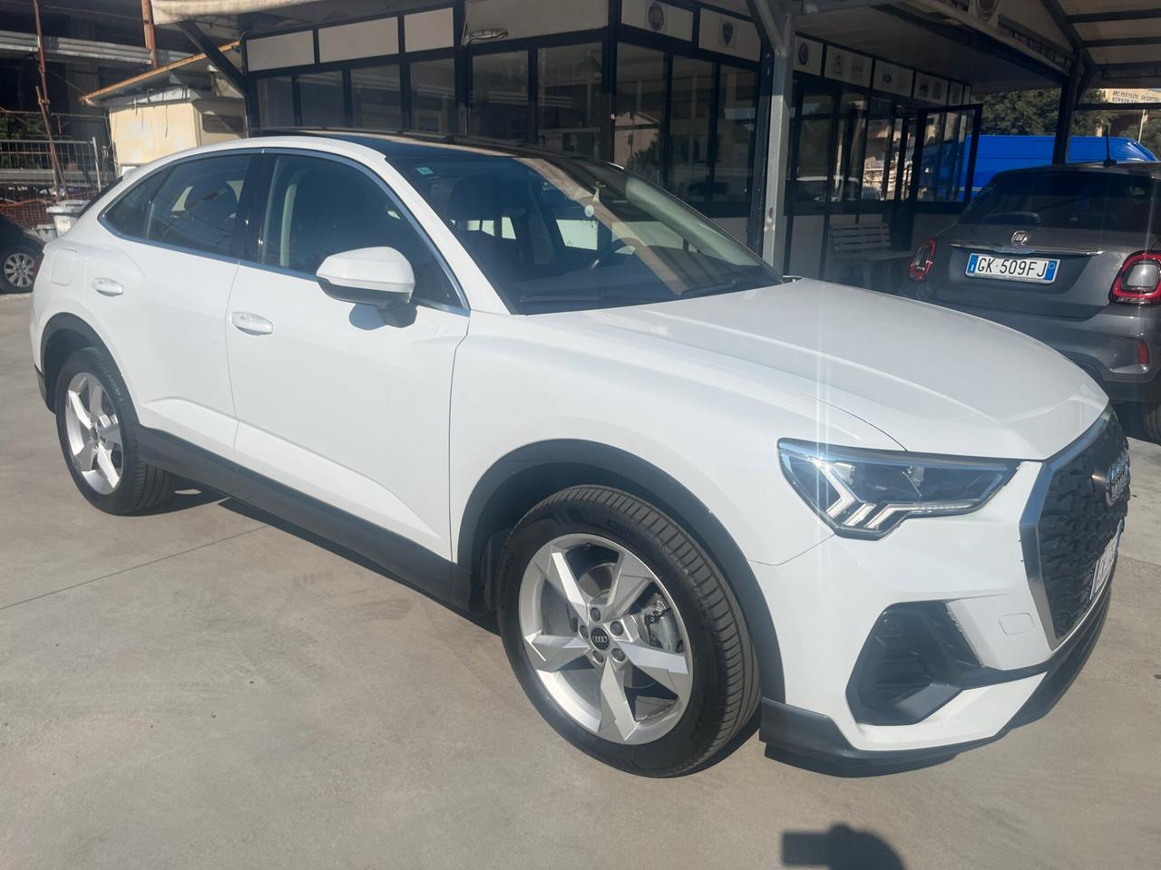 Audi Q3 35 TDI S tronic Business Advanced