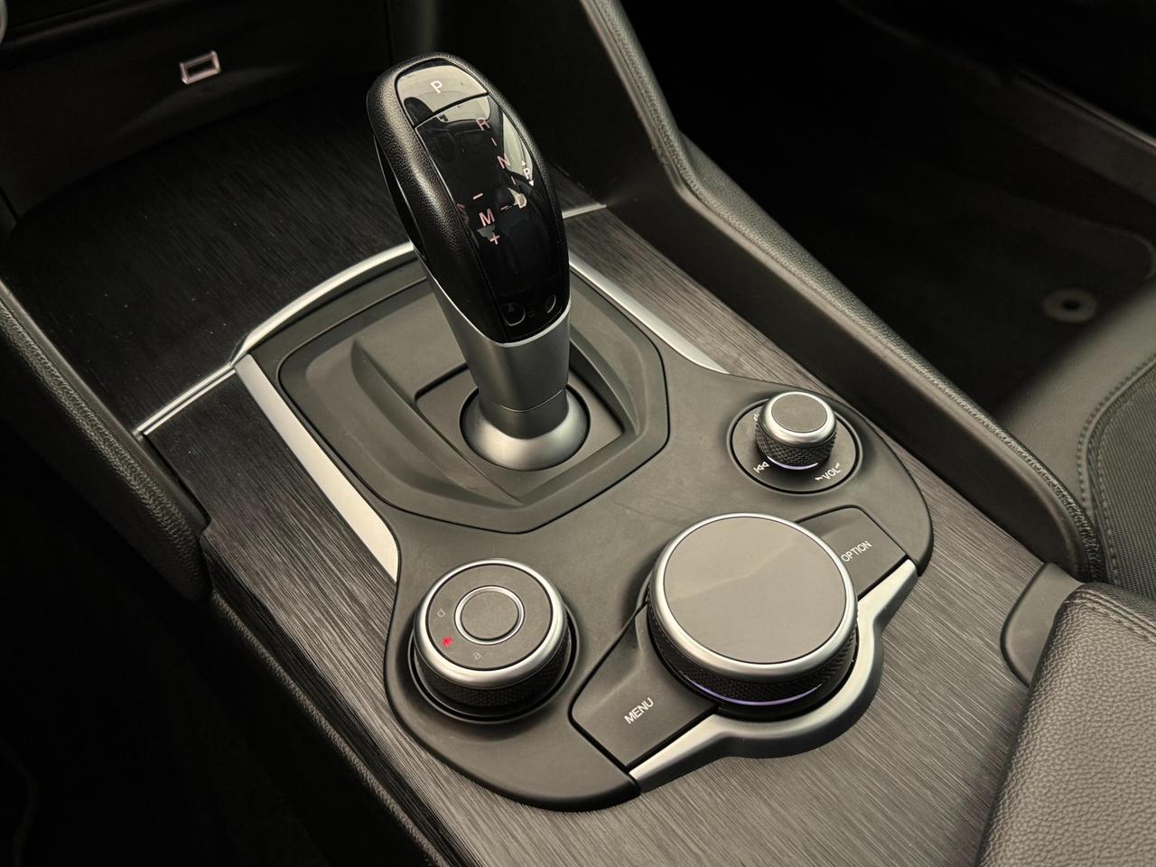 Alfa Romeo Giulia Giulia 2.2 t Super 160cv auto my19