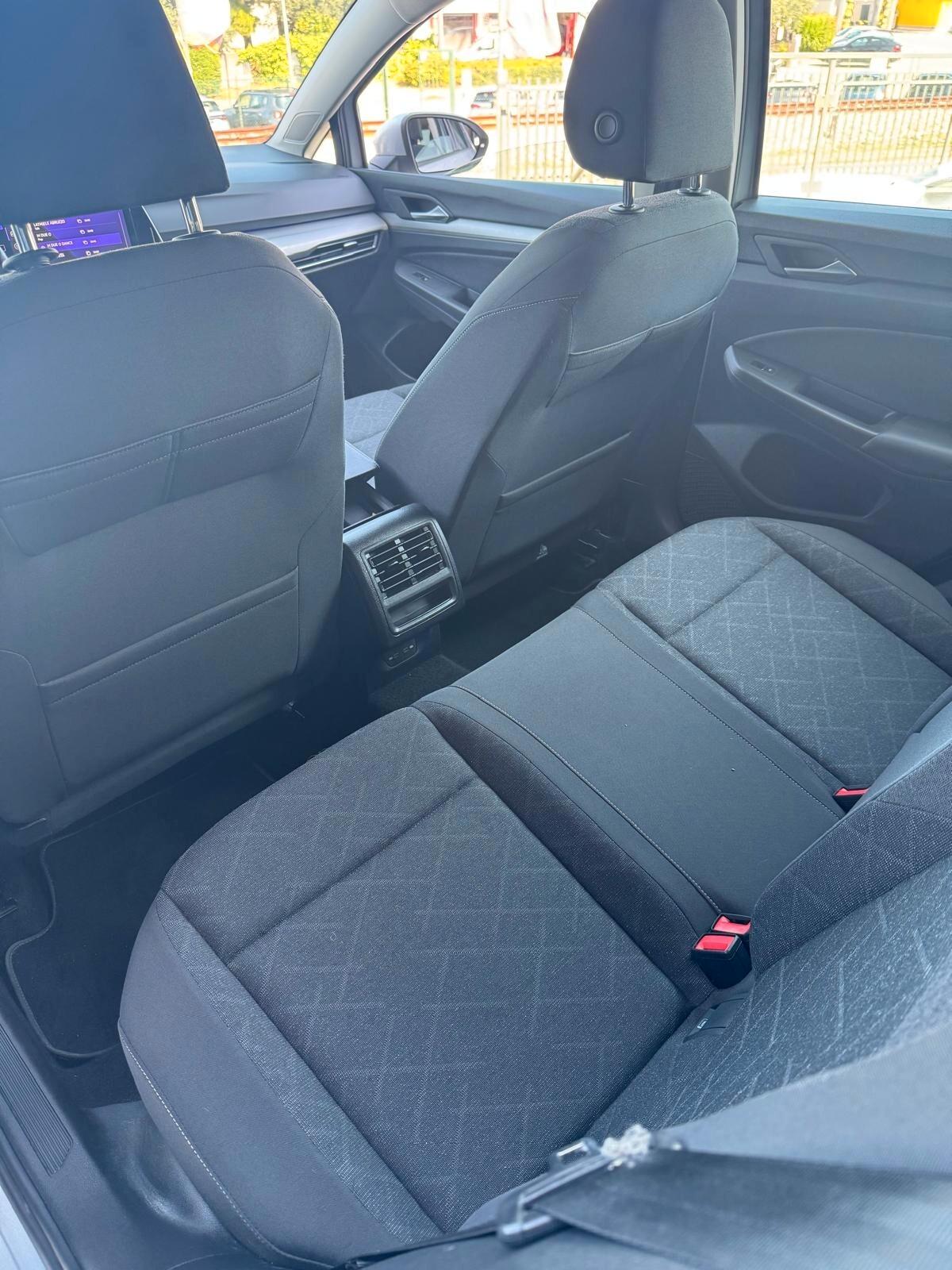 Volkswagen Golf 2.0 TDI DSG 115CV