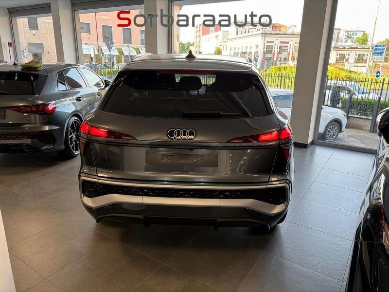 Audi Q3 TFSI 110 kW mHEV S tronic S Line edition.