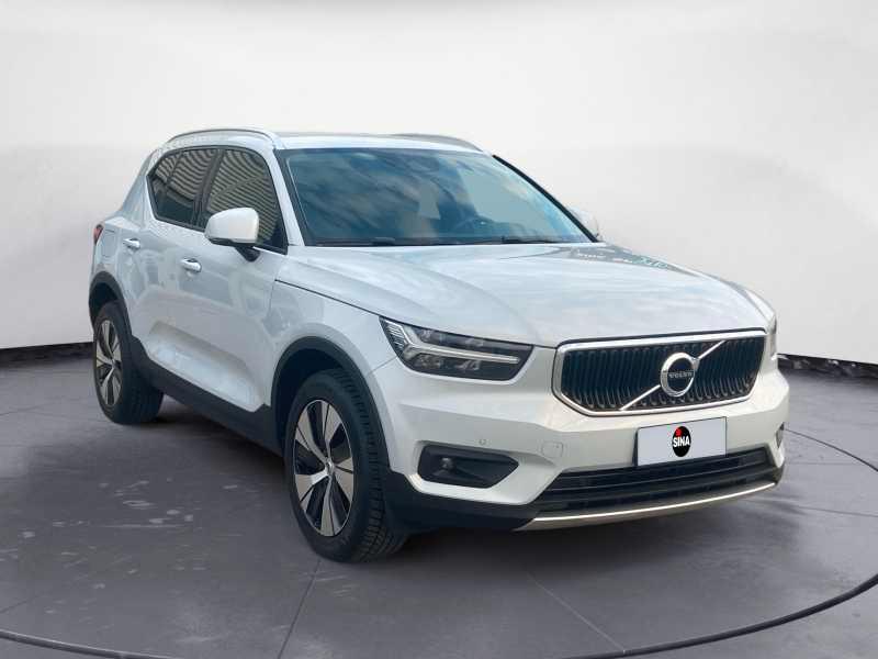 VOLVO XC40 1.5 t2 Momentum Pro AuTo