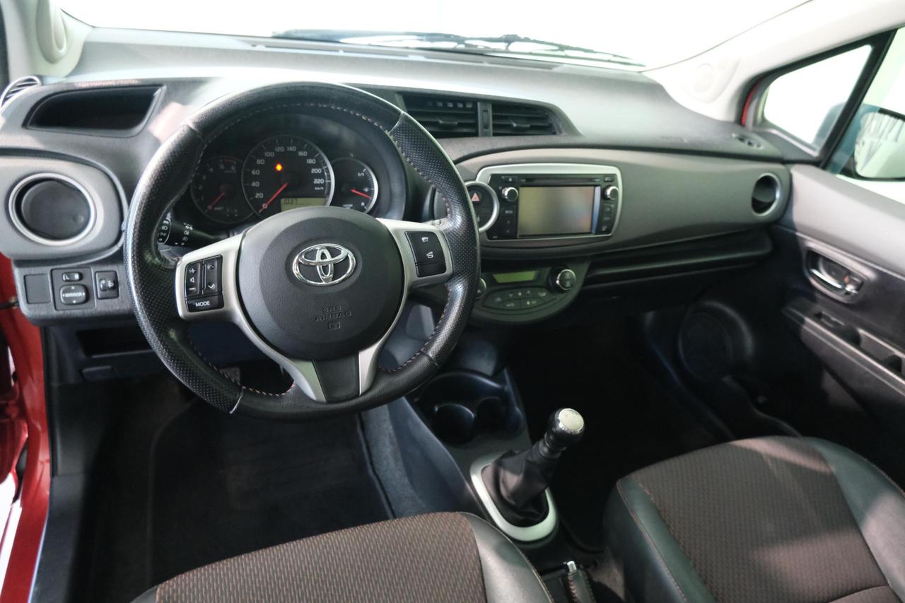 Toyota Yaris 5 Porte YARIS 1.4 D-4D LOUNGE