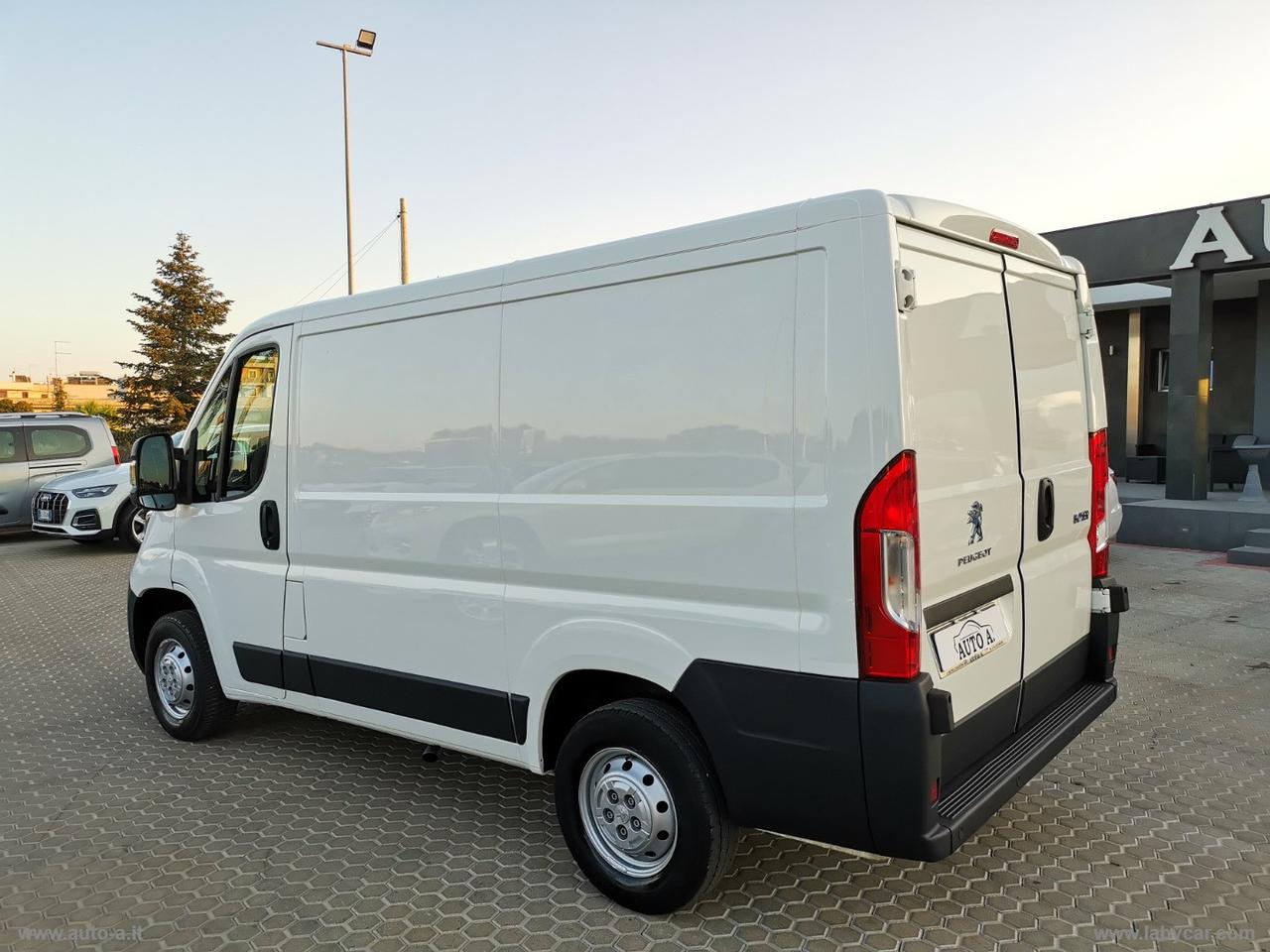BOXER 2.0 BLUEHDi 130CV FURGONE TETTO BASSO