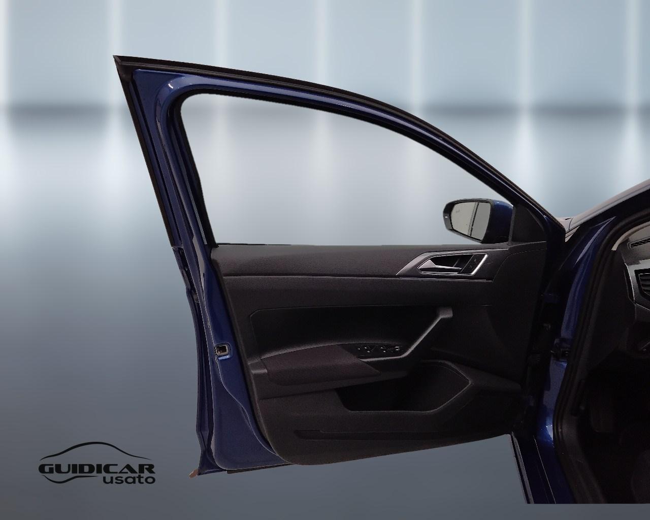 VOLKSWAGEN Polo VI 2022 - Polo 1.0 tsi Style 95cv