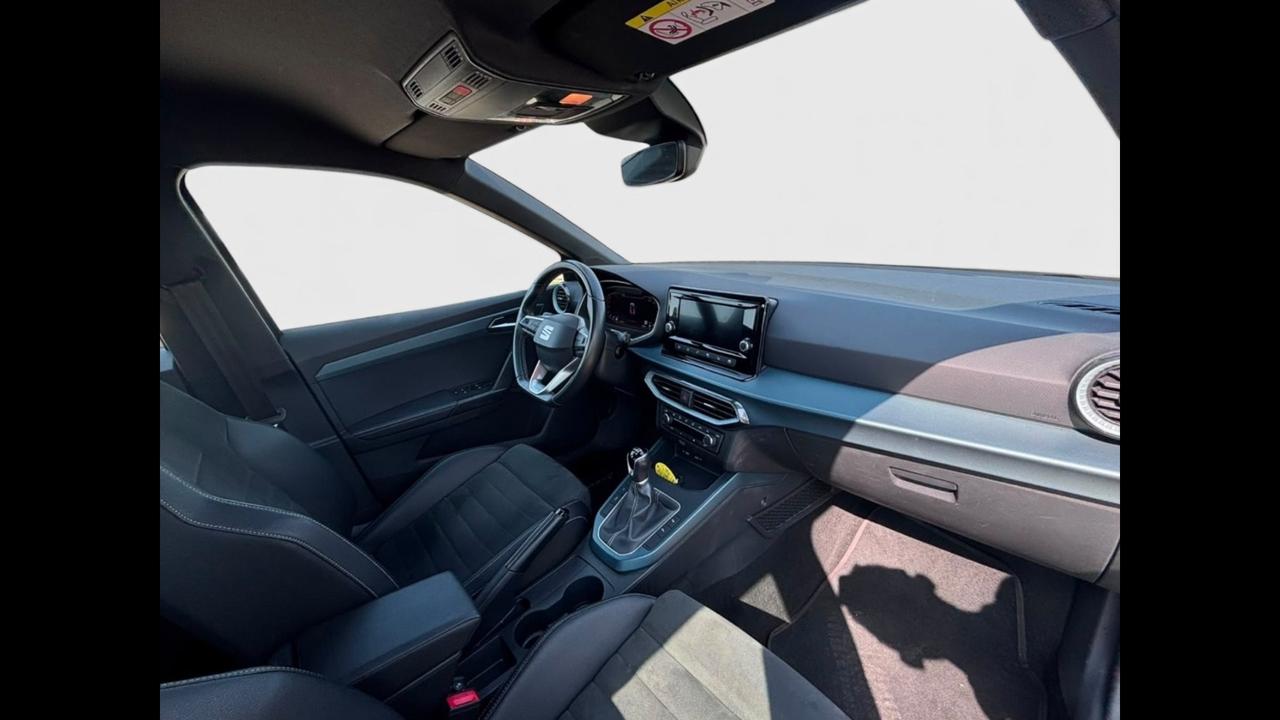 SEAT Arona 2022 - Arona 1.0 ecotsi Xperience 110cv