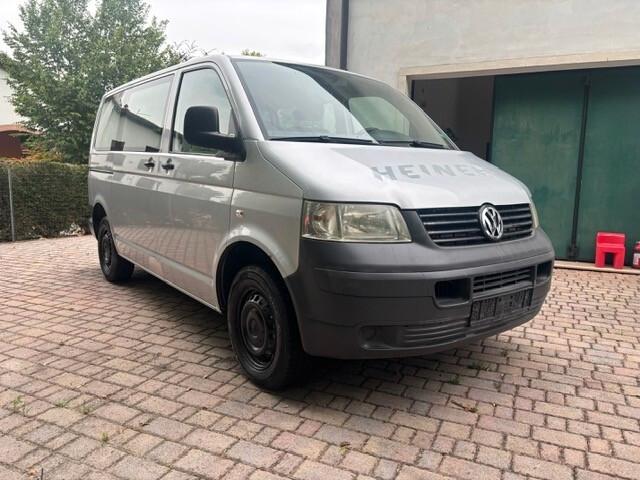 Volkswagen Multivan 2.5 TDI/130CV Comfortline 9 posti